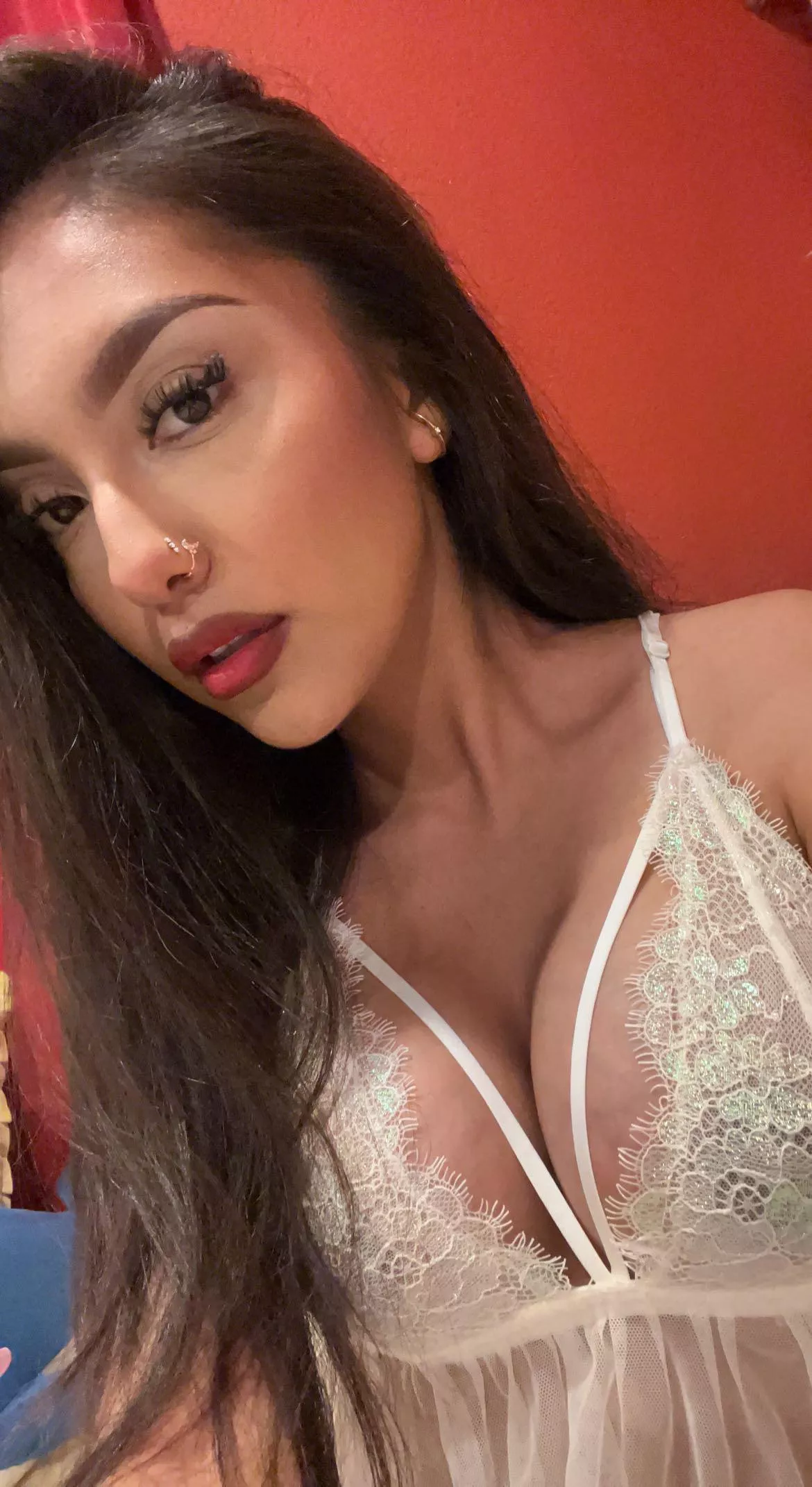 Love the way my titties look here 🤤