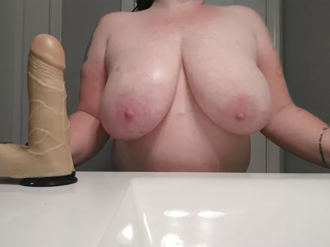 wanna play? 😈🥵