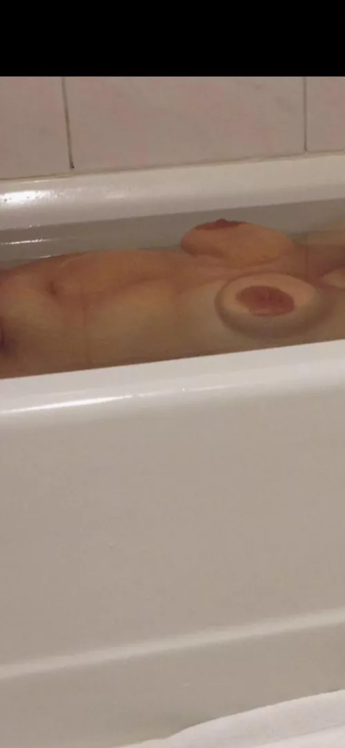 36. 5’5’’ 145. Married with 2 kids. A bit self conscious about my belly but I’ve been working hard to get back in shape.