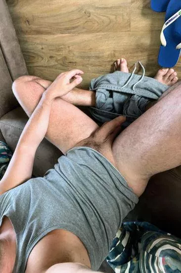 going commando to the store with a 7inch softie is crazy 😅