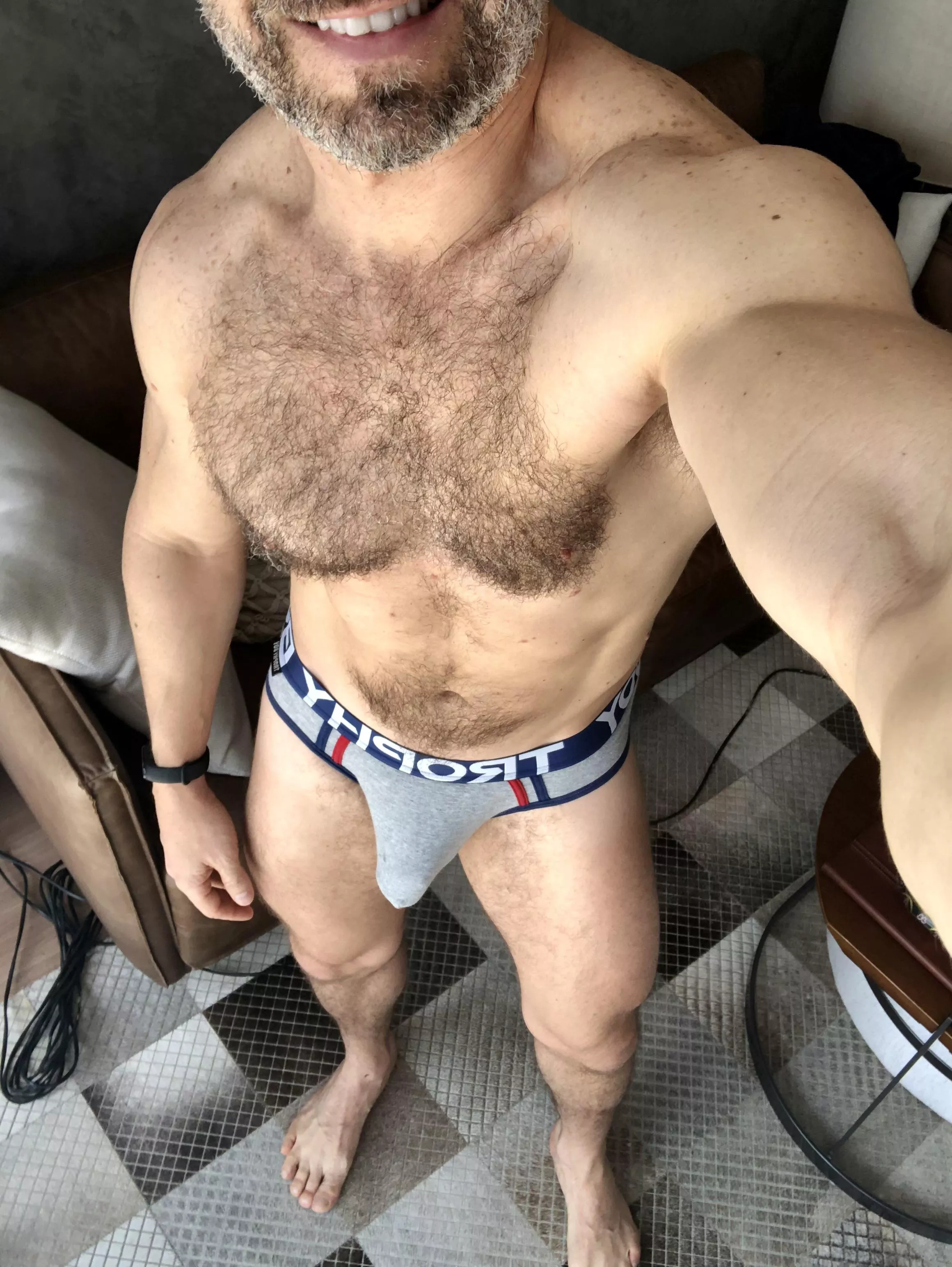 Happy Friday y’all sexy redditors! 😉