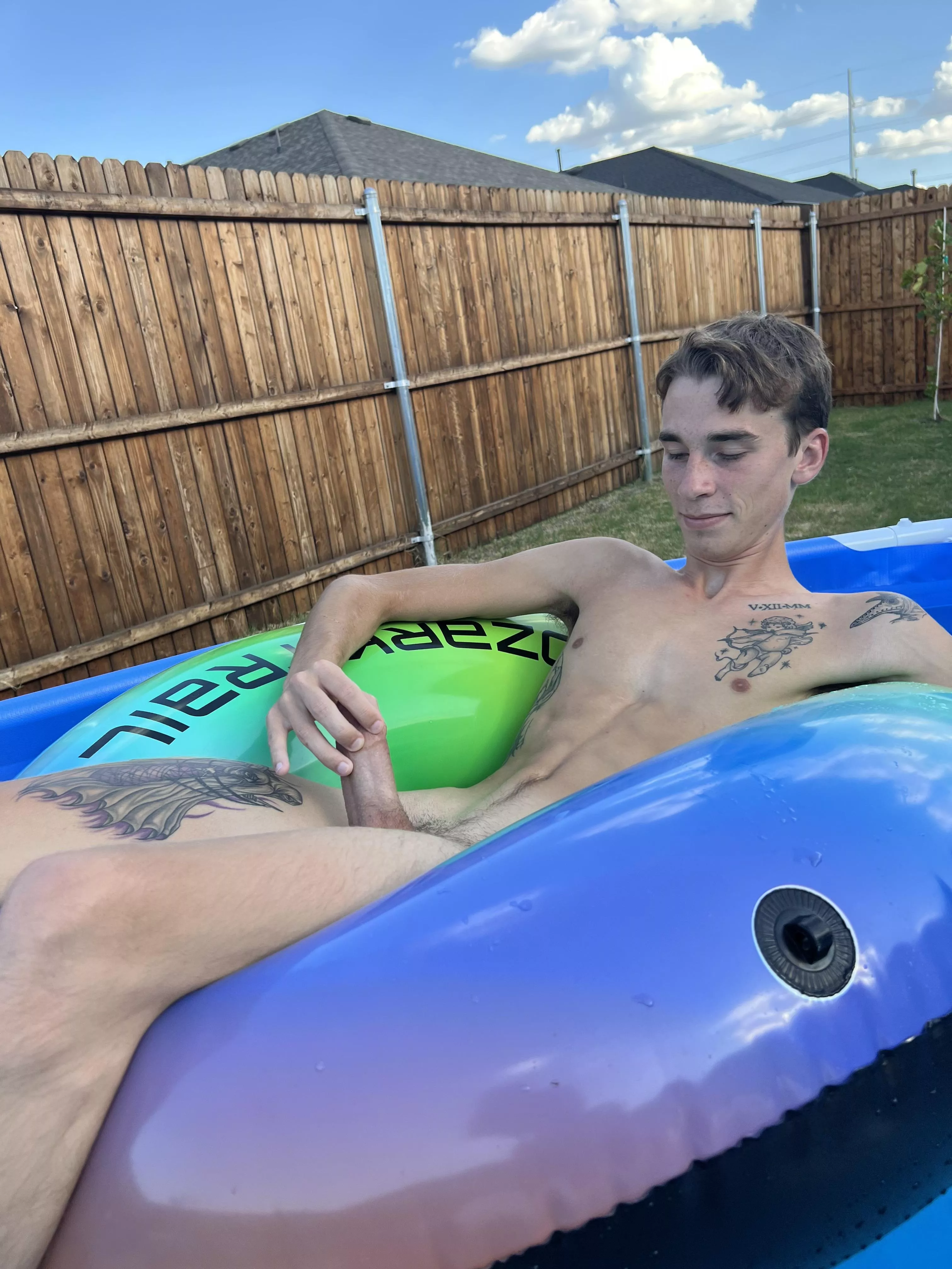 Hardcore admiring myself