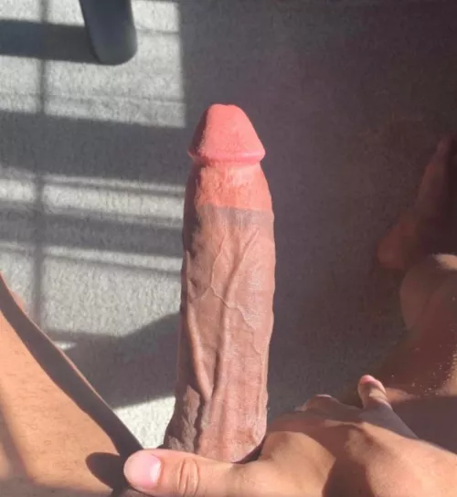 looking for a slim, bubblebutt femboy from 18 to 21 that wants Some bbc