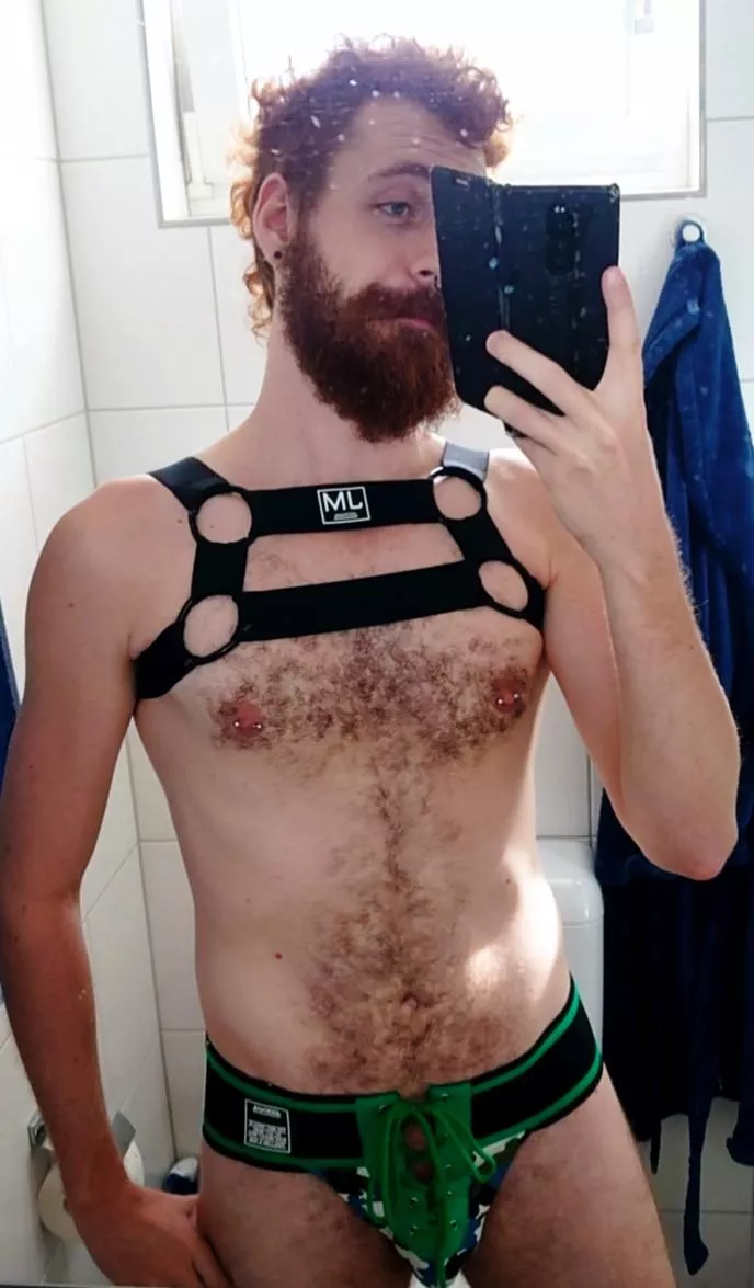 ltrying out new things, also excuse the dirty mirror