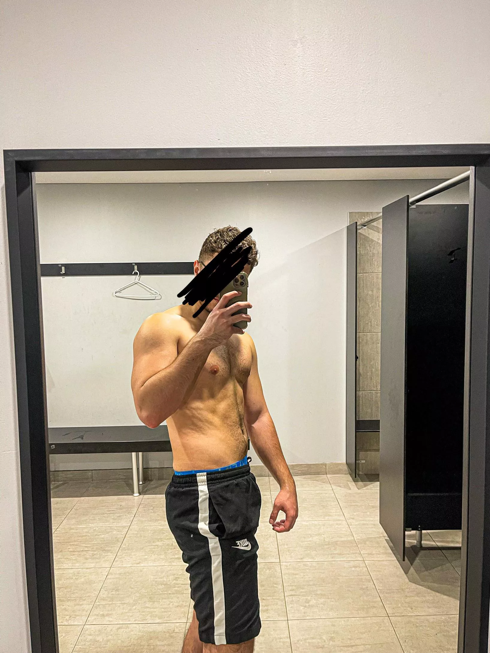(M)aybe I’ll go out this friday? 👀 (M)aybe I’ll go out this friday? 👀