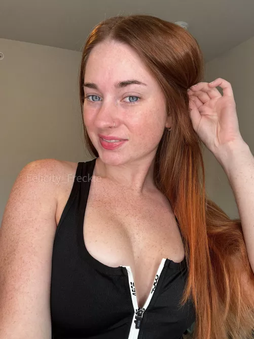 Sunny days are meant for long walks and adventures, am I right? ☀️