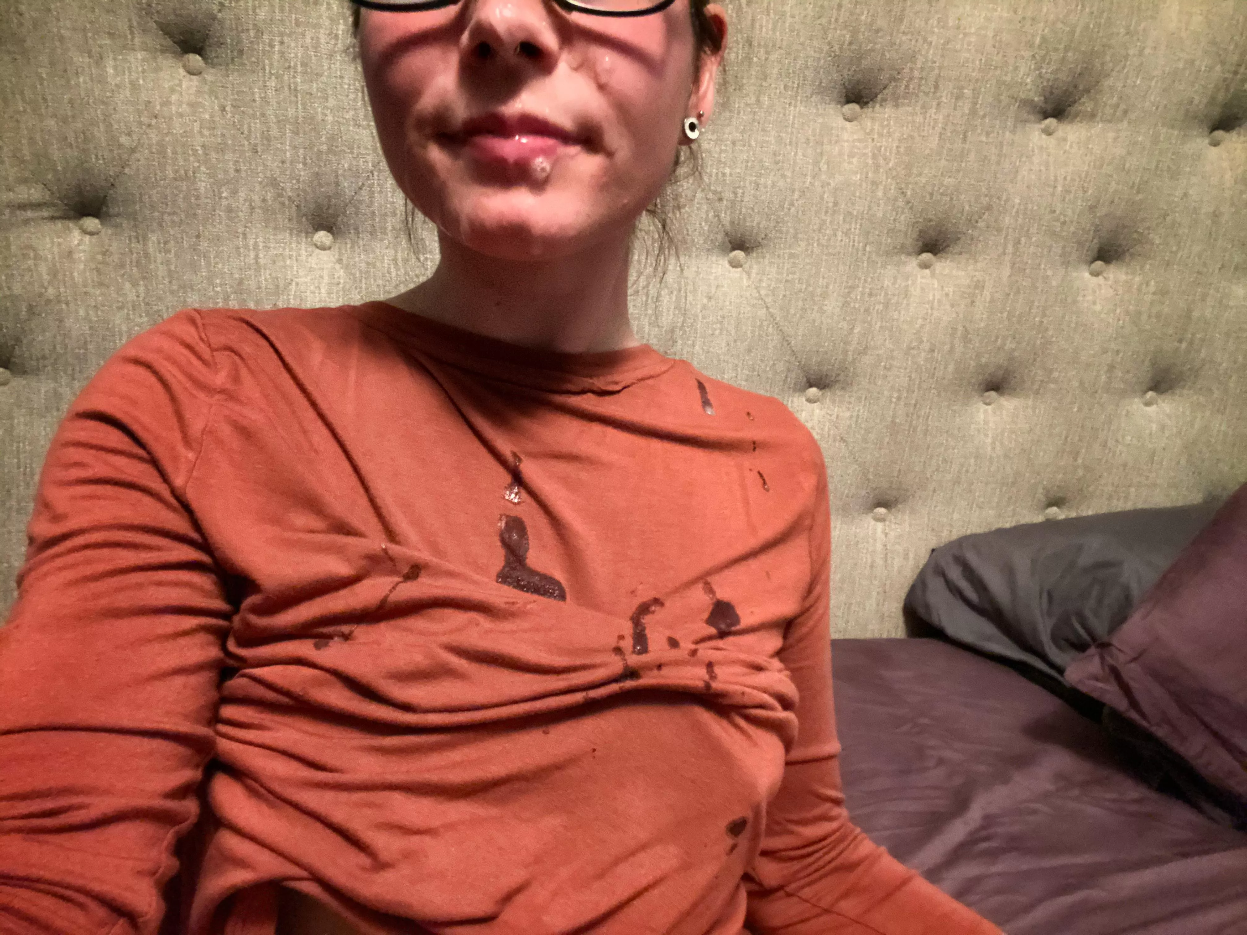 The facial that landed mostly on my shirt 💦🤓 (f) OC