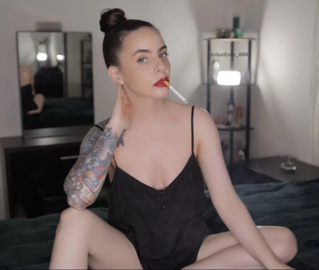 Weekend mood 🚬💋💨