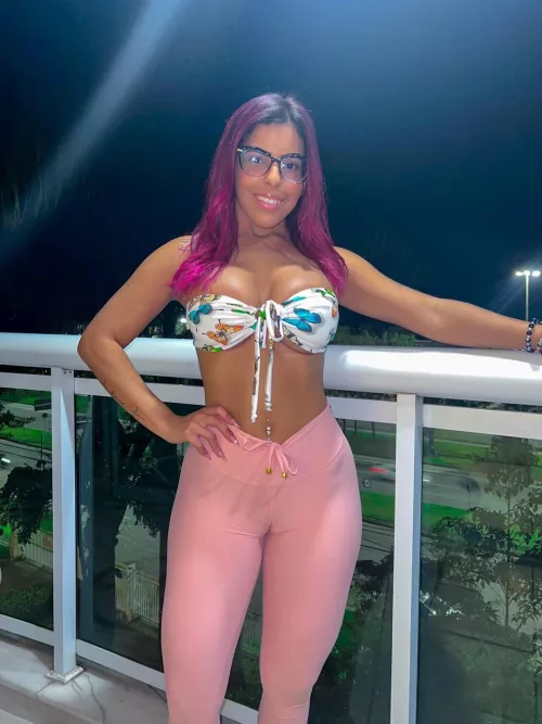 All pink for you 😈😈