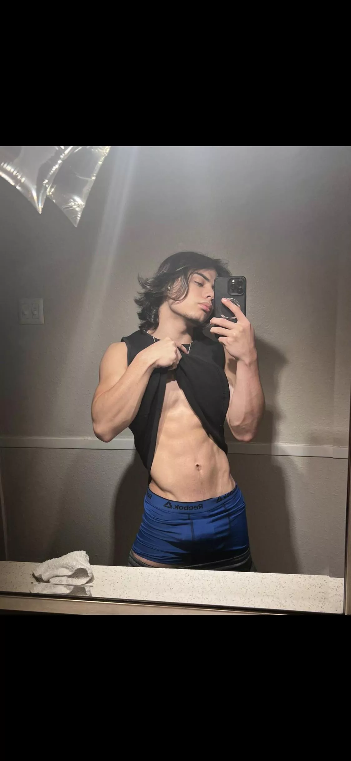 Ask abt my content, give what I deserve 😈😋