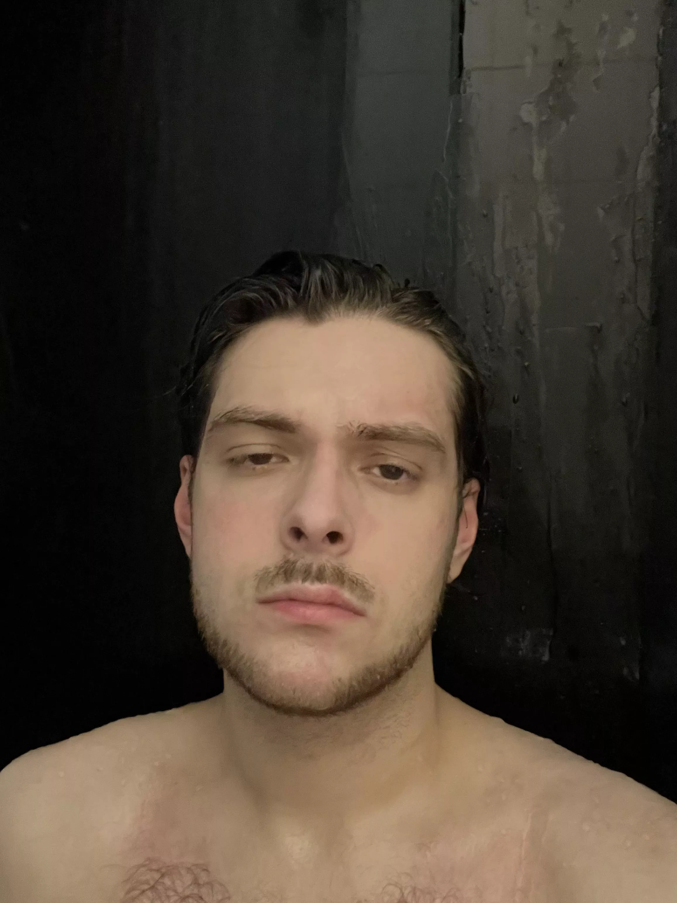 Hope everyone’s having a wonderful day ✨