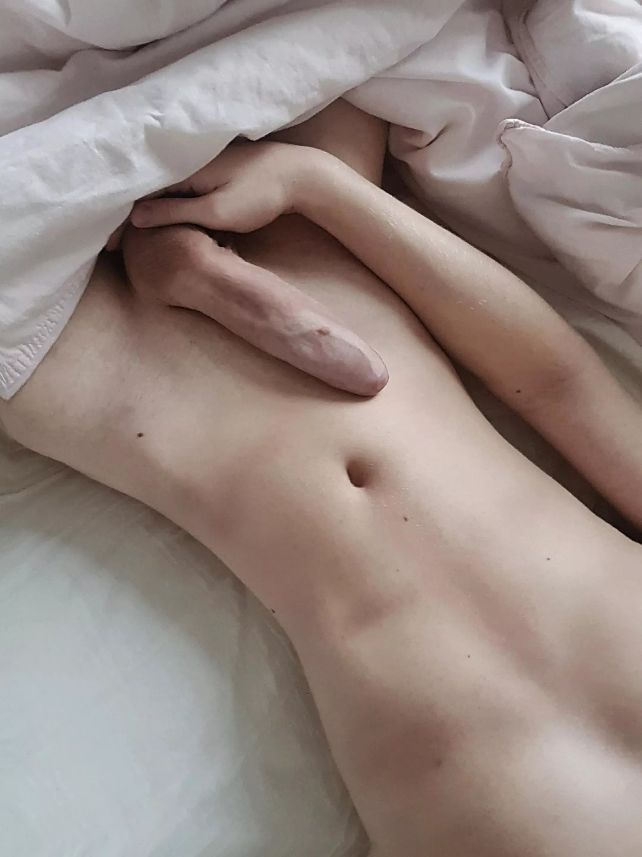 my dick say heey 👋🏻🍆