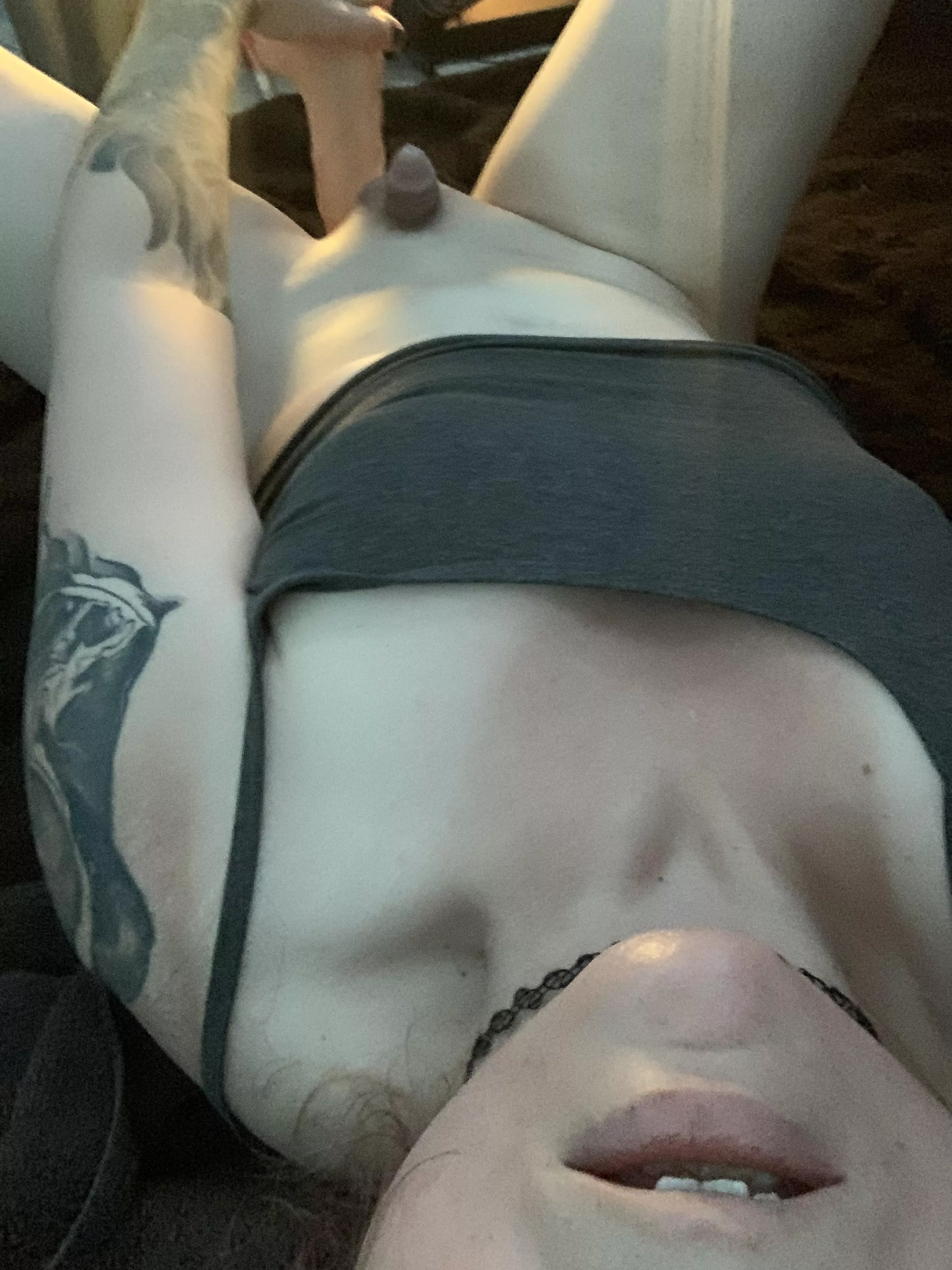 Omg this big boy absolutely wrecked my insides.. i’m still leaking lube🫠🙈