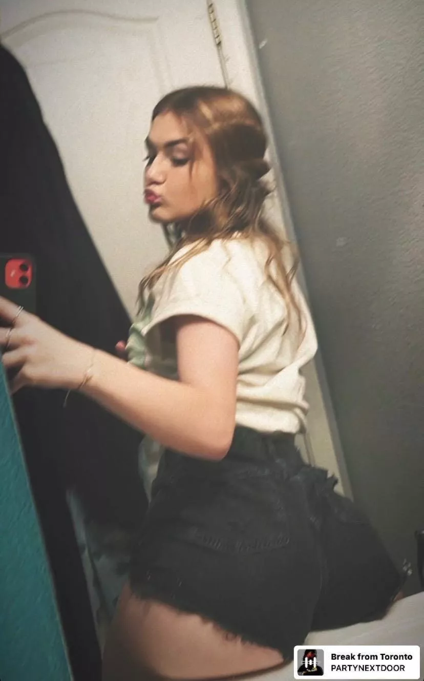 Trading my gf, dm with sample of interested (no face)