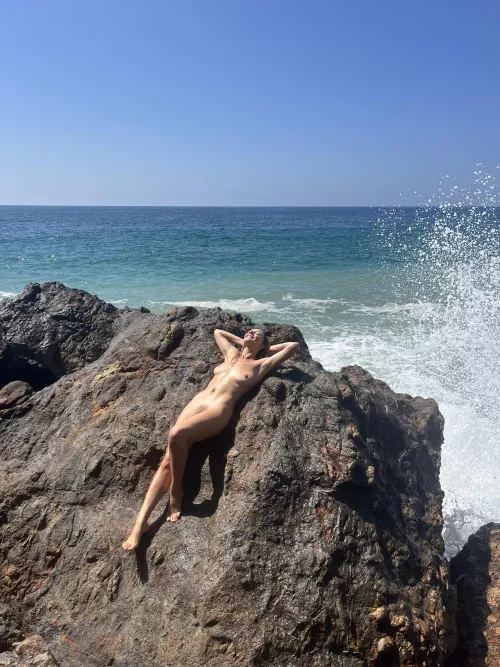 Wave hello if you love to be naked at the beach as much as me