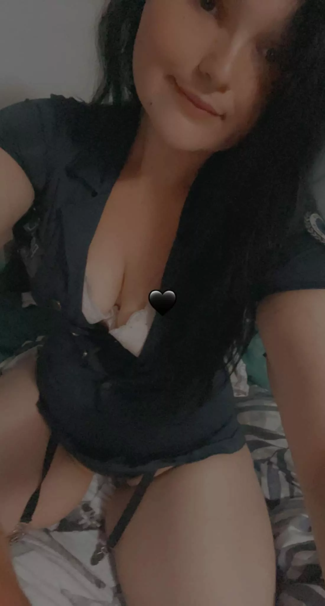 well we'll I wonder what I've got on underneath 😈🎀 @Miss_leigh69 https://onlyfans.com/misleigh