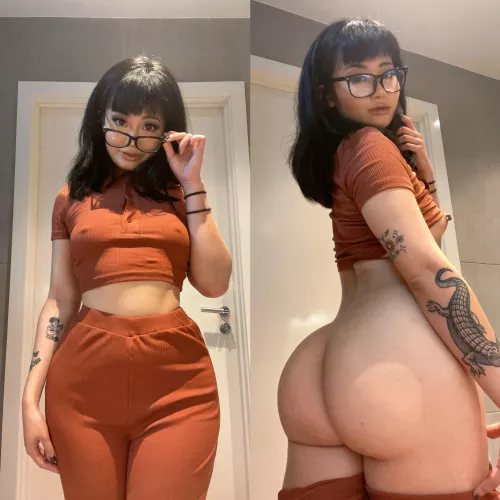 Would you spend some time with a nerdy girl like me?