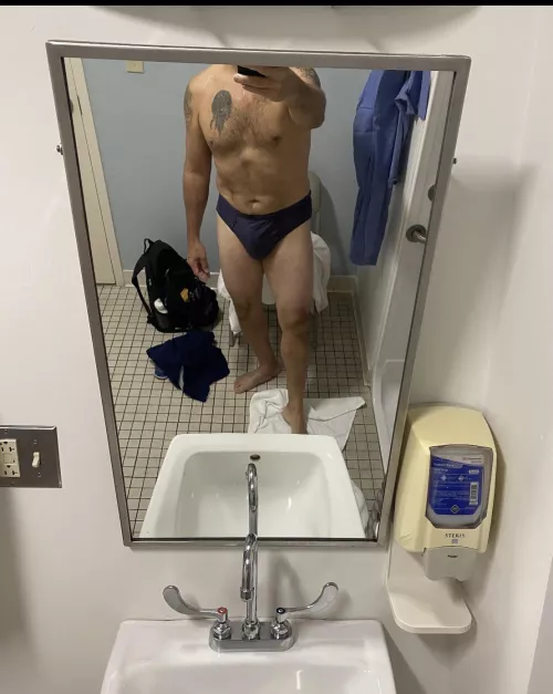 [52] Just finished a shower before the next shift.