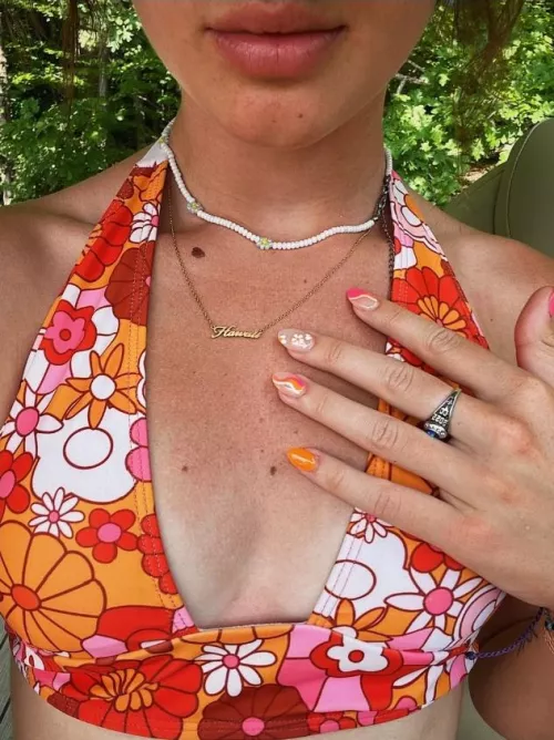 anyone like to cumtrib this cutie for a reward?