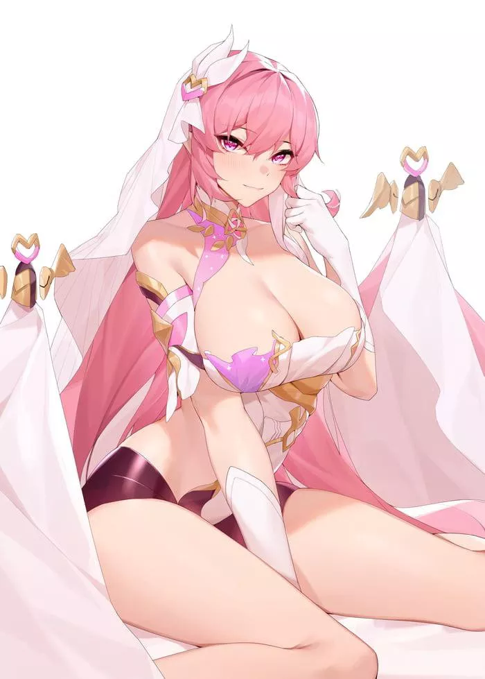 Bride Elysia’s getting ready for wedding night..