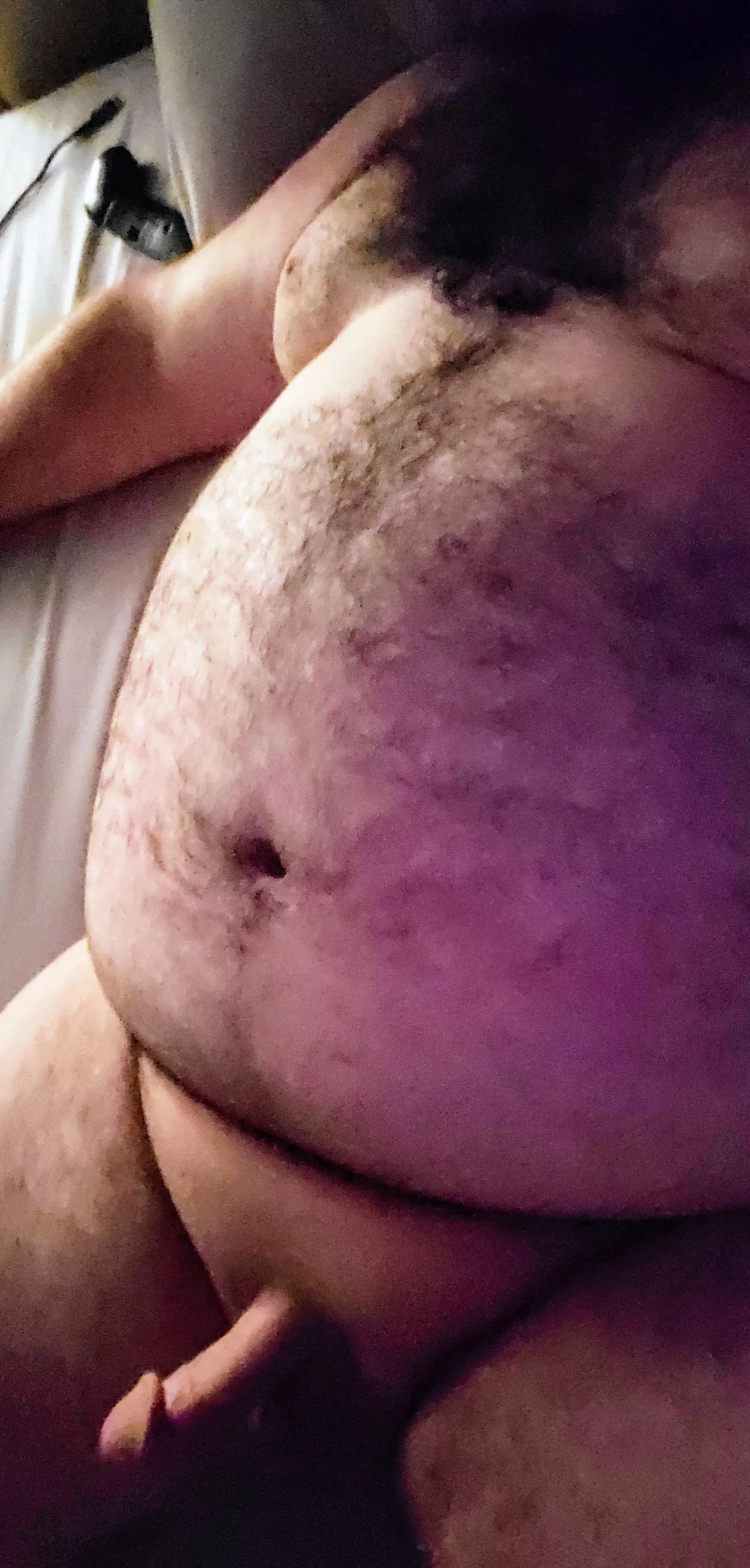 Could use some company in bed 😉