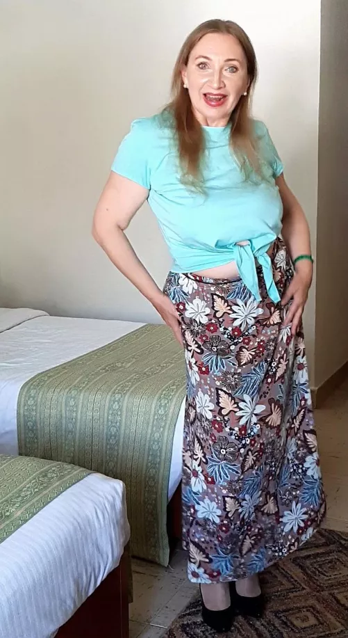 F56 with bra size 36F natural