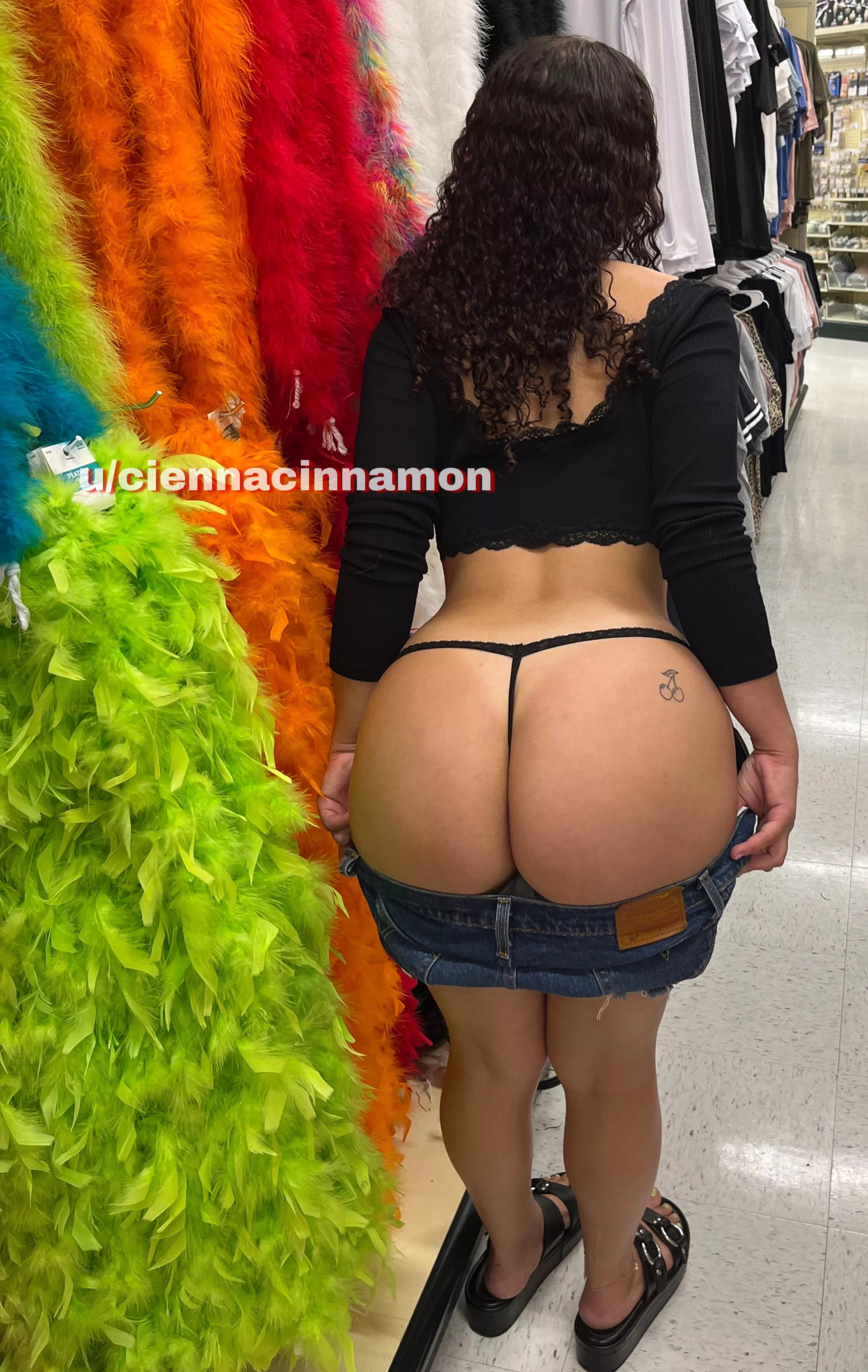 flashing my soft butt in the store🥰