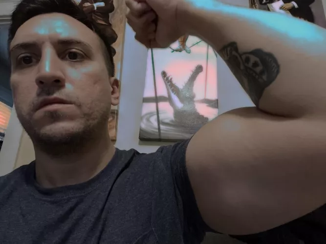 I need another tattoo 😔 💸