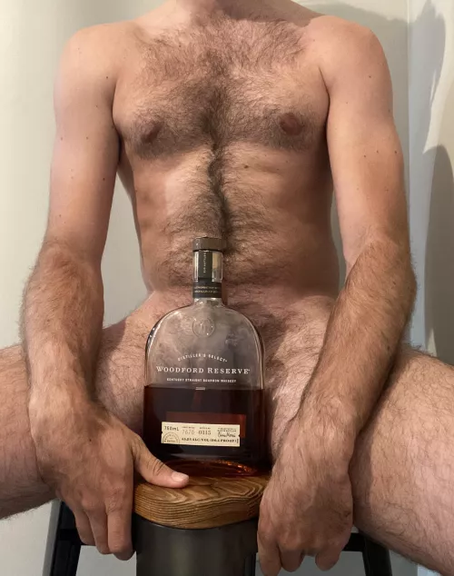(M) using props is always fun! Let me know if you like it 🥃😁