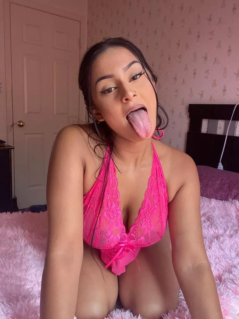 Shoot your cum inside my mouth babe Shoot your cum inside my mouth babe