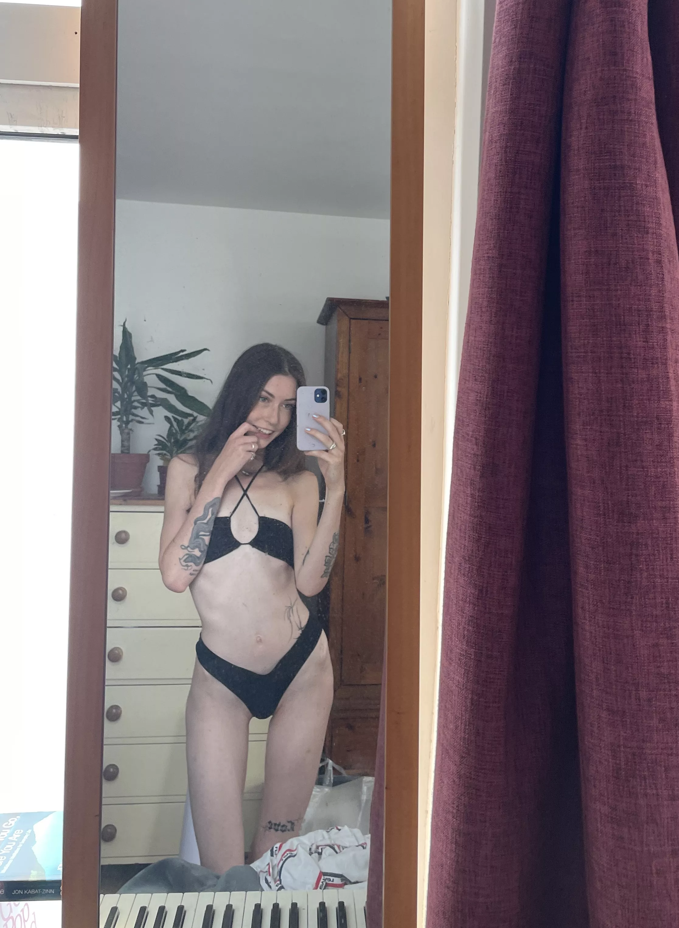 simple bikini on my skinny frame 😇