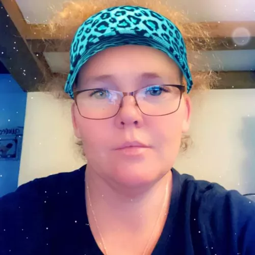 Some one cum on this Bitch face & Dm it to me please