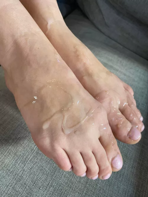 The aftermath of my amazing footjob 😜