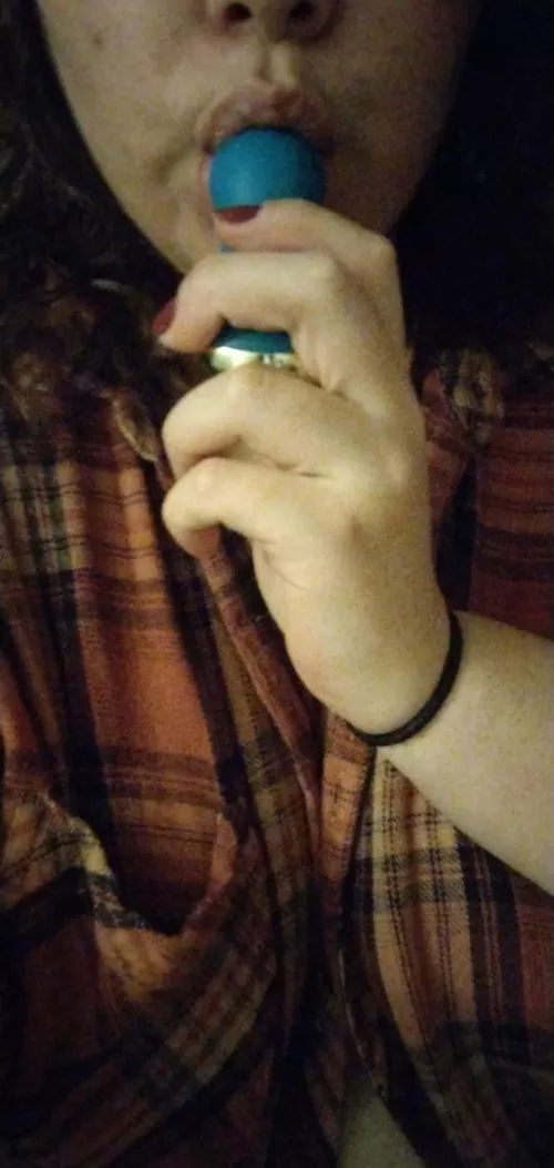 wishing i had something else to suck on 😏