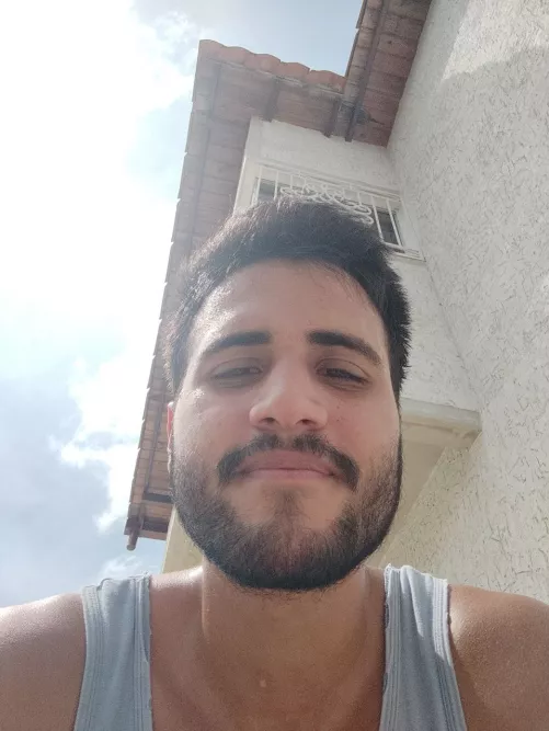 Working hard ☀️☀️🥵