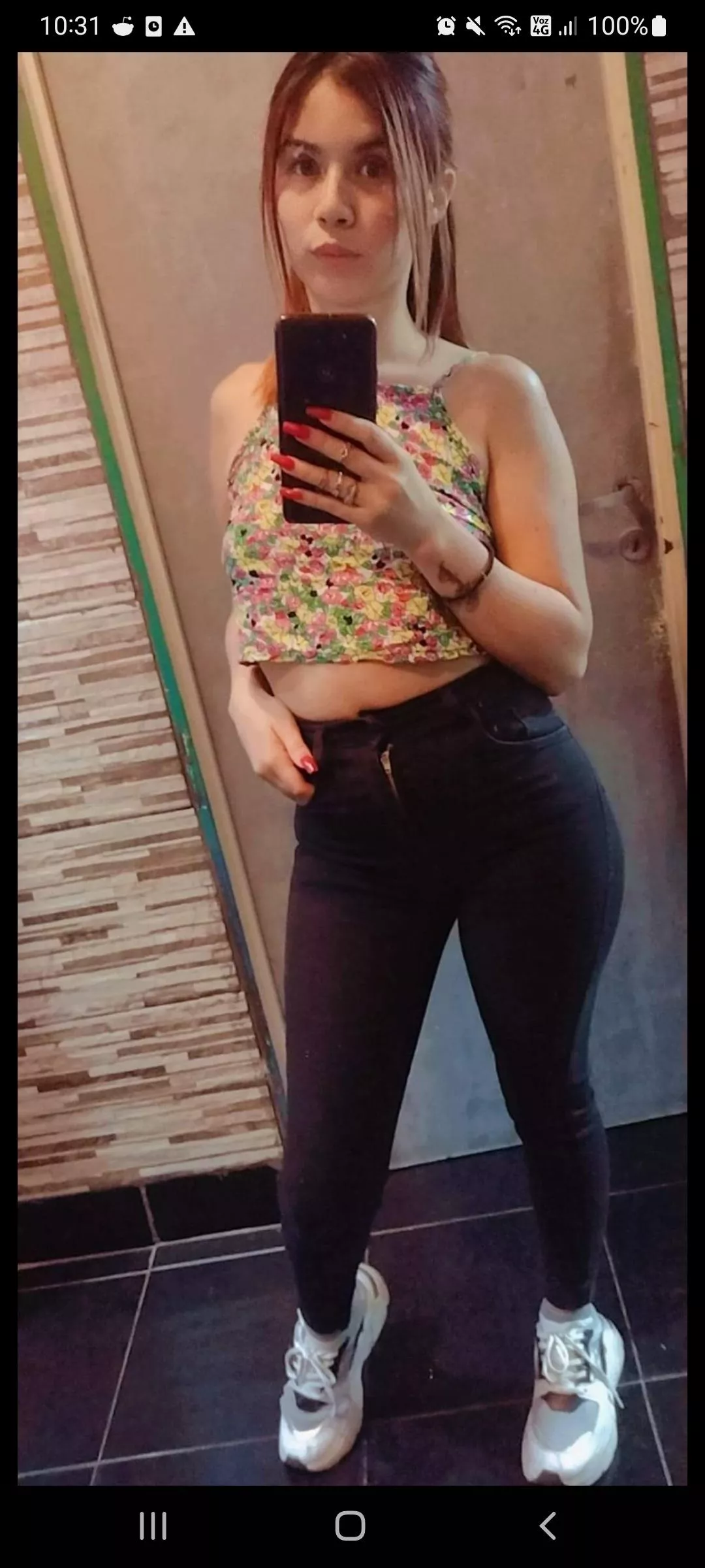 do you like black jeans? (F25) do you like black jeans? (F25)