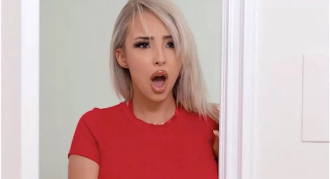 Does anyone knows her name?