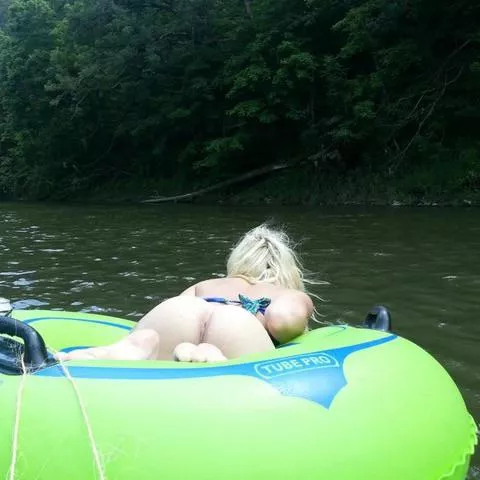 [F] lets go tubing