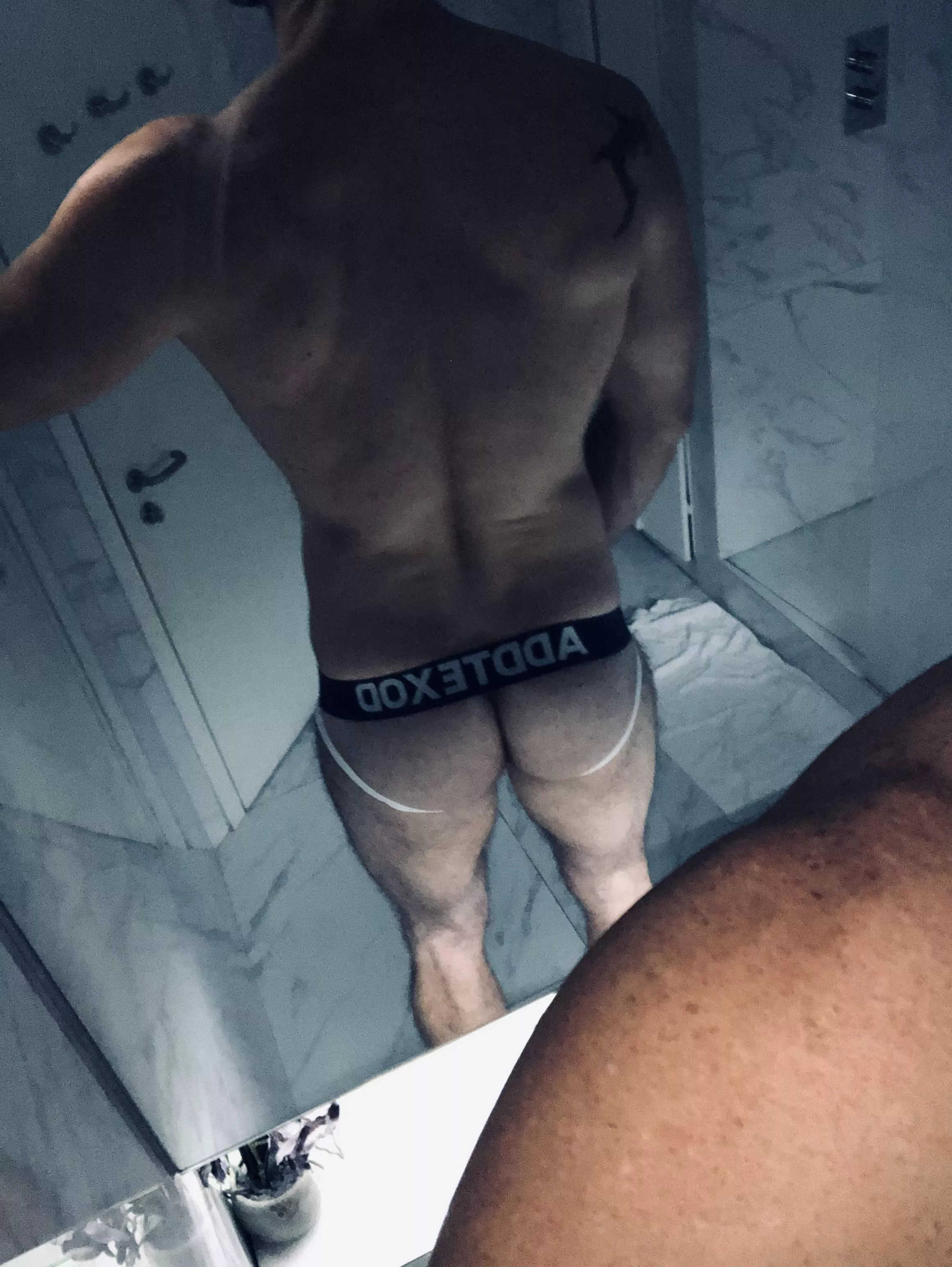 🇨🇦Hairy. On the front, too