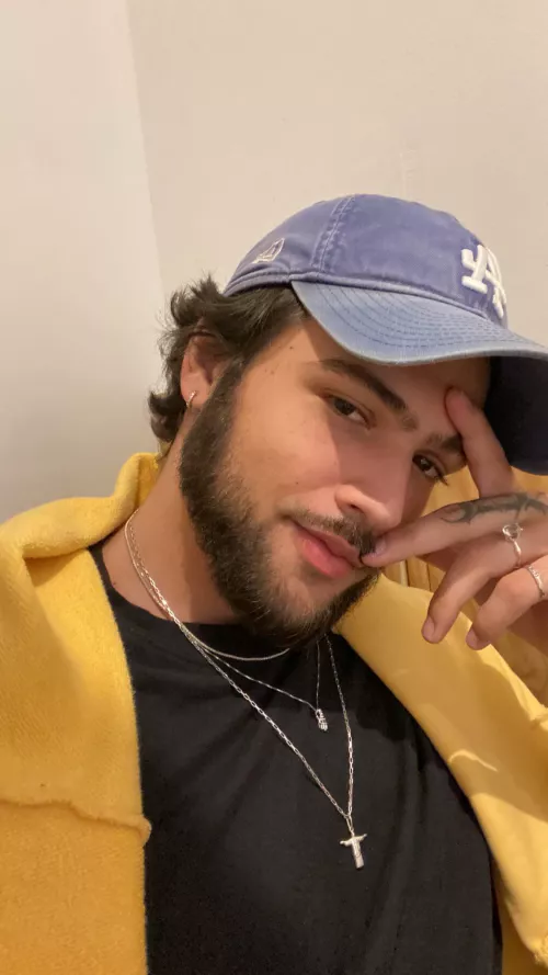 Happy at work today 💛💛💛