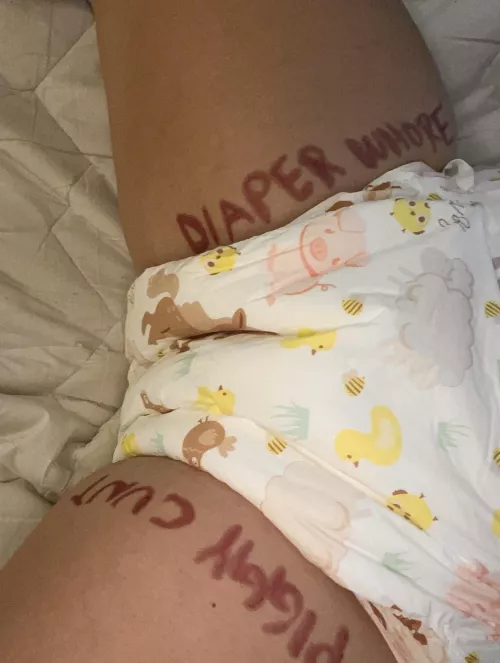 Home aaaall day today. I would love some humiliating tasks 🥰