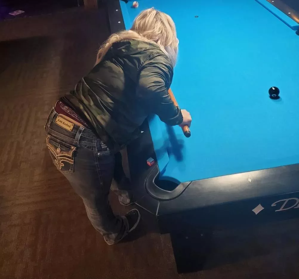 hubby loves when i walk around like this and the boys stare at my ass 😈