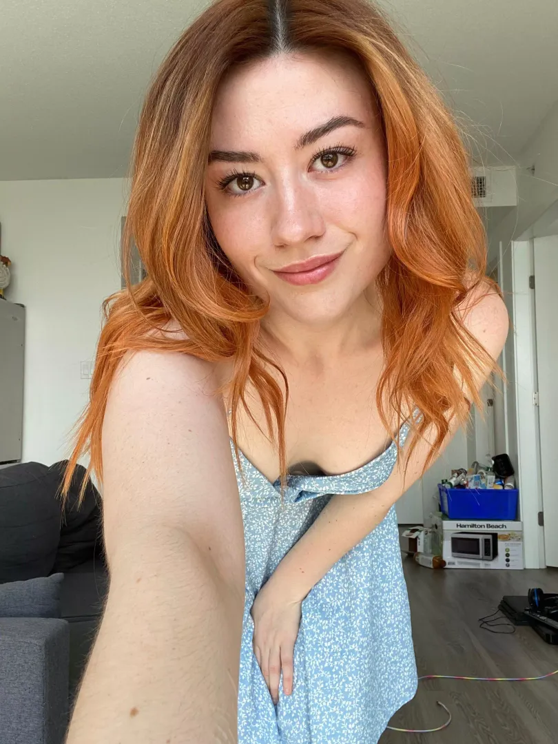 I hope my Frex and cleavage can put a smile on your face today! :)