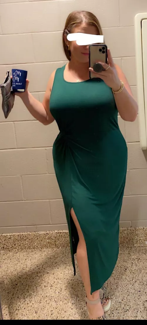 I’m a great wedding date. What do you look for?