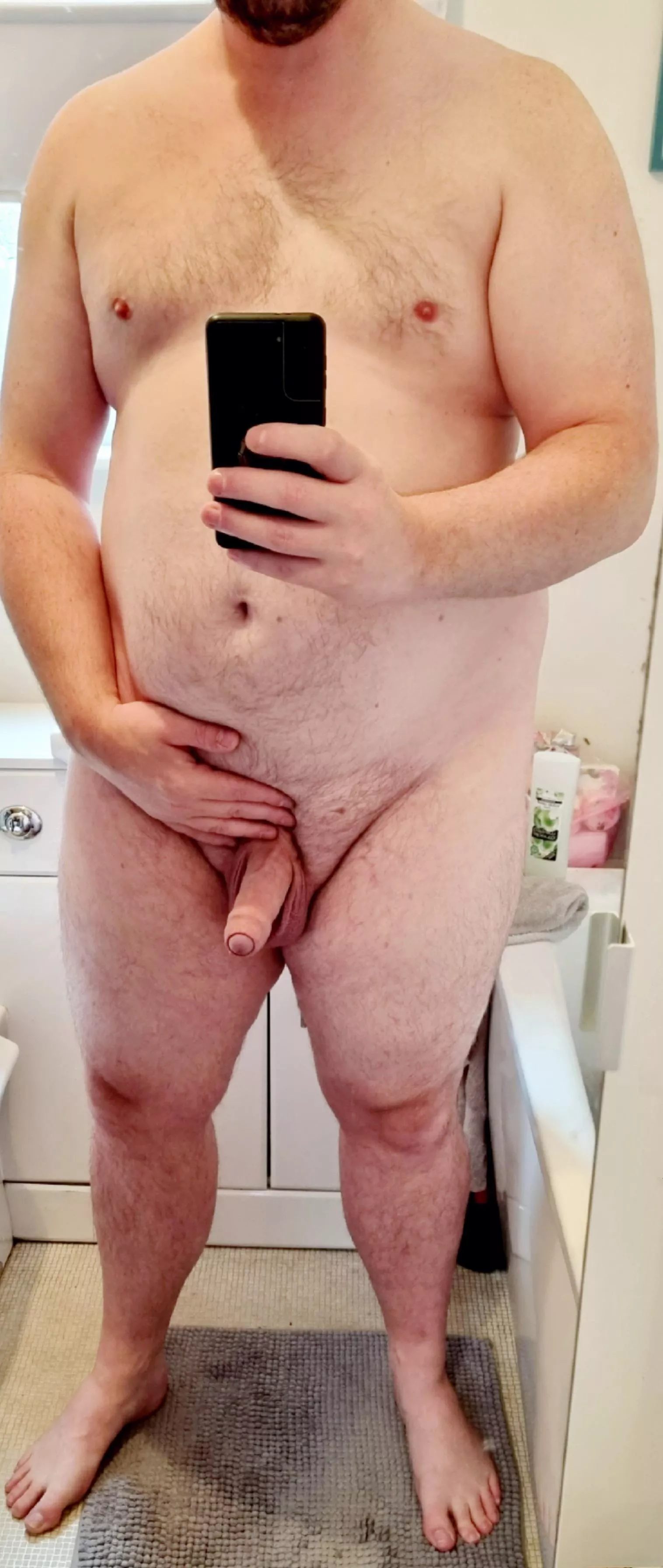 Just getting in the 🚿🤪