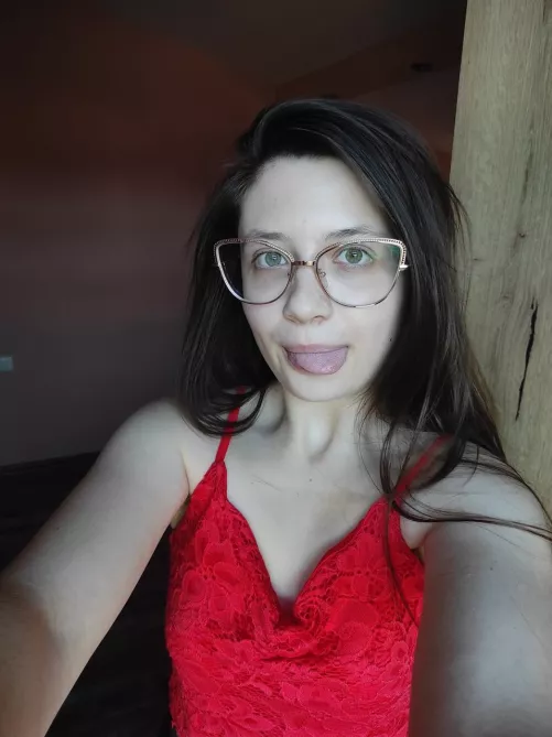 My tongue's ready for that cream๐
