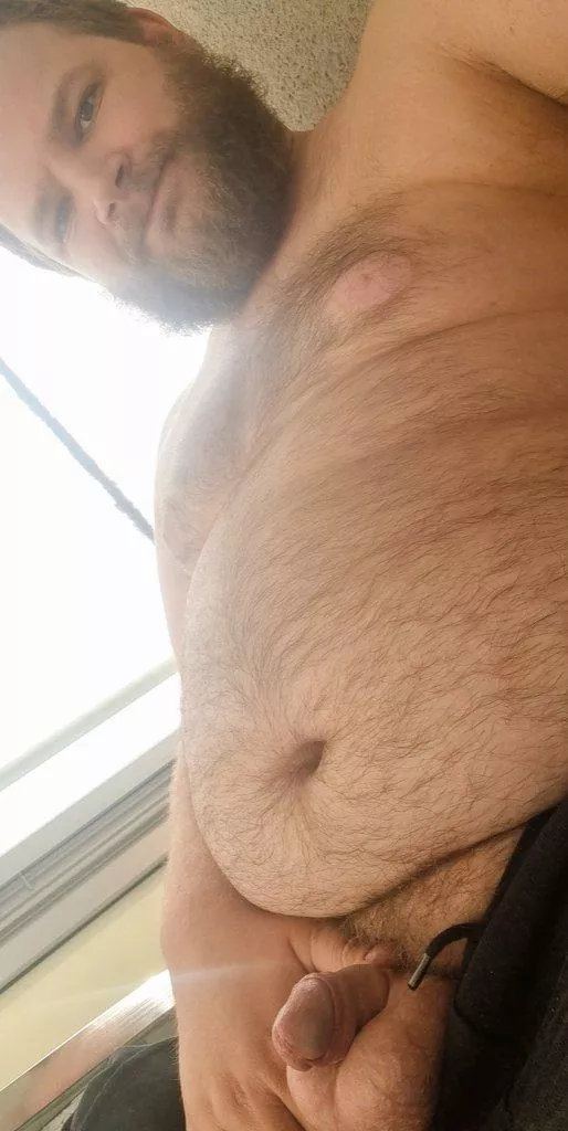 Need someone on their knees 😈