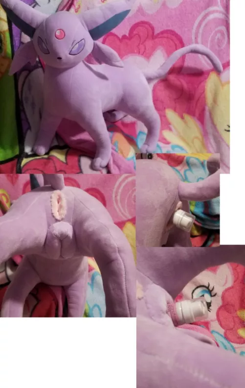 Recently commissioned NSFW fuckable life size female feral Pokemon eeveelution Espeon with useable canine pussy/cookie and anus [f]