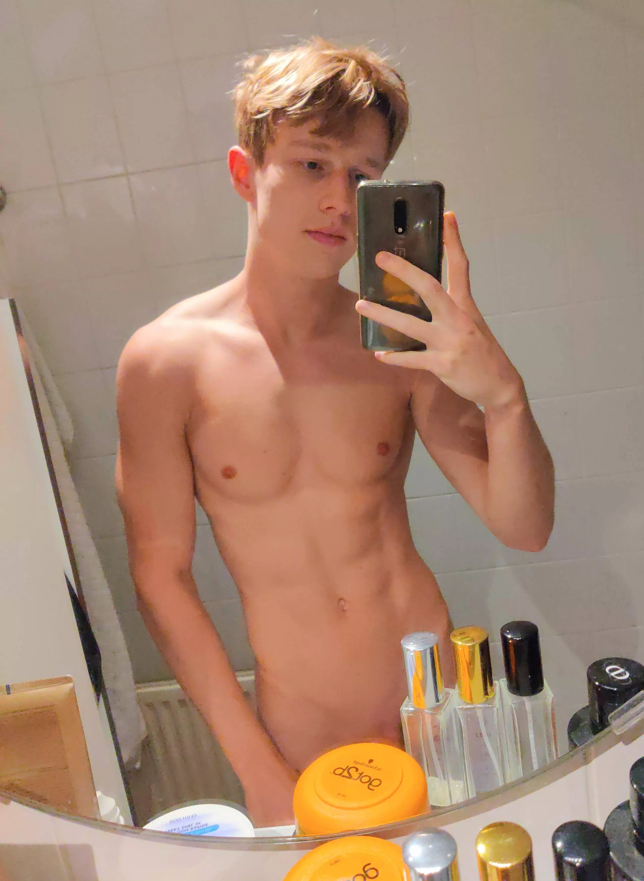 Took this pic at a friend's house 🤫