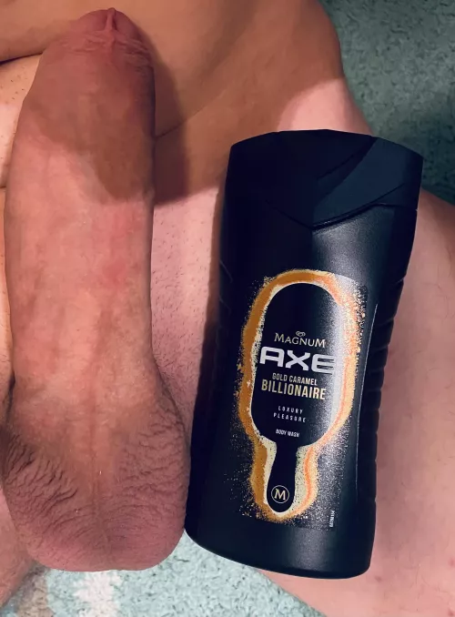 What do you think about my 18 y/o dick? 18cm x 4,5cm